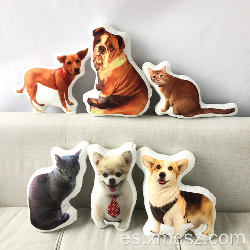 Preciosa almohada familiar con forma de mascota